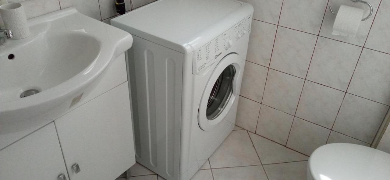 Duna Szecsi Apartman Budapest Luaran gambar