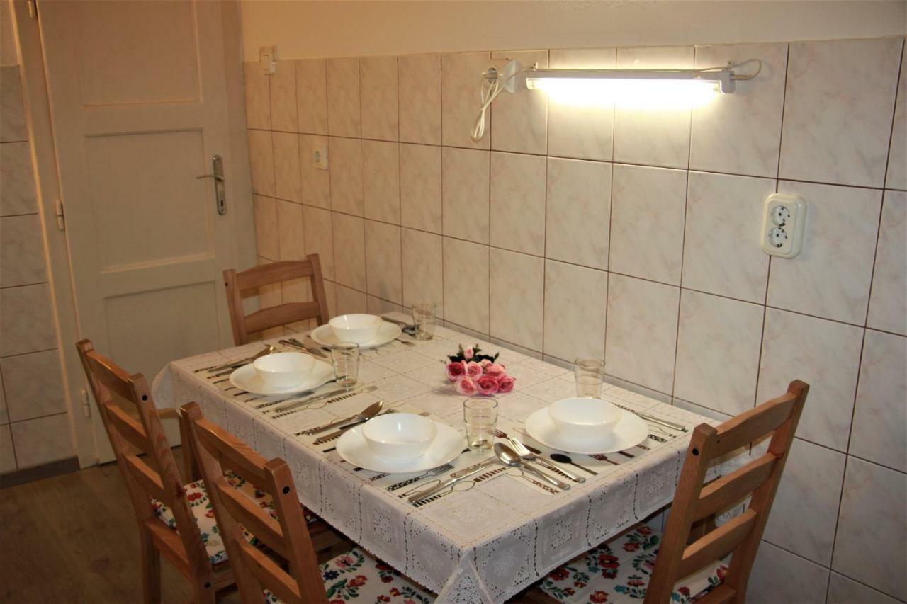 Duna Szecsi Apartman Budapest Luaran gambar